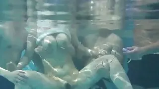 Suzuna Komiya the nastiest Asian woman gives fellatio by the pool